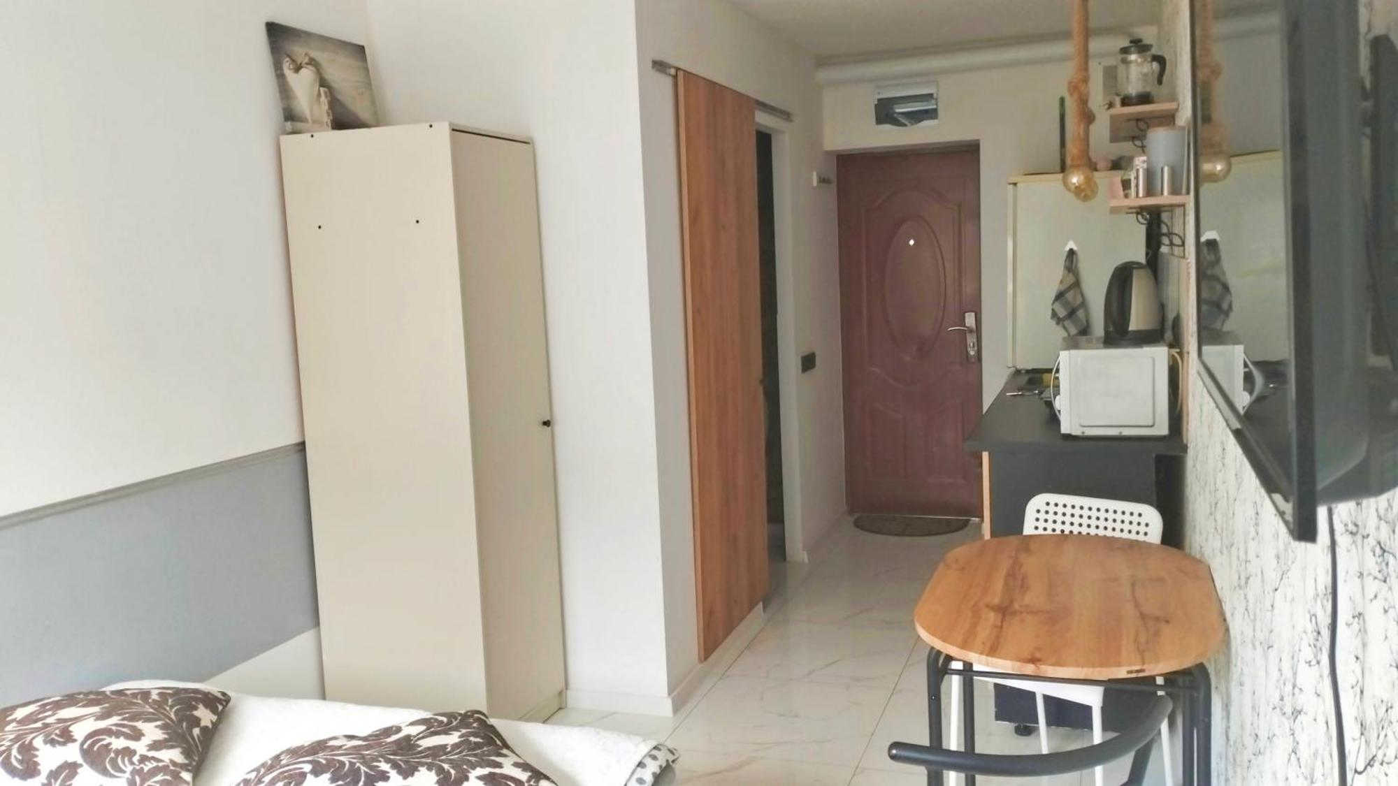 Nighthost Robotnicza 32 M248 Wroclaw Free Parking Apartment Luaran gambar